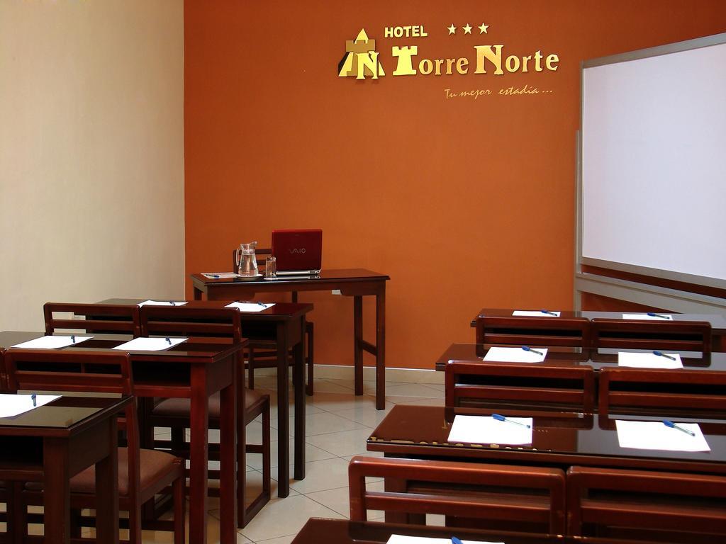 Hotel Torre Norte Trujillo Eksteriør bilde