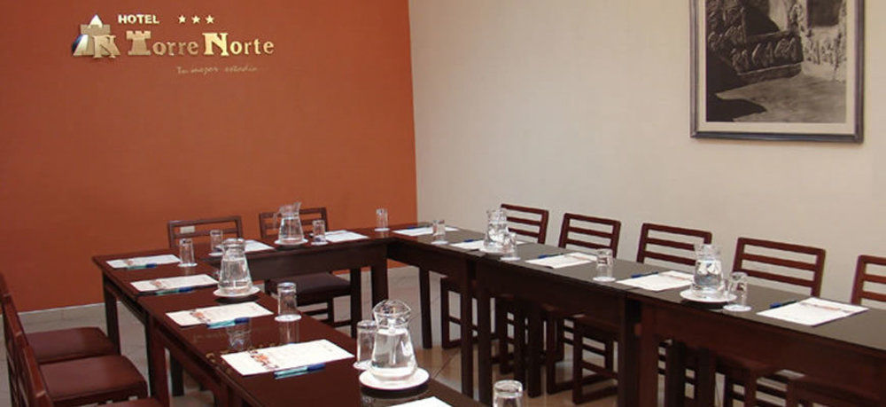 Hotel Torre Norte Trujillo Eksteriør bilde